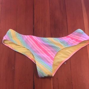 Victoria’s Secret Pastel Ruched Bottoms 💛💓💜
